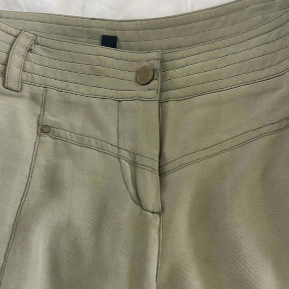 Bebe 100% Silk Pants Khaki/Army Green “Ripe Avocado” Sz 0 - Picture 4 of 10